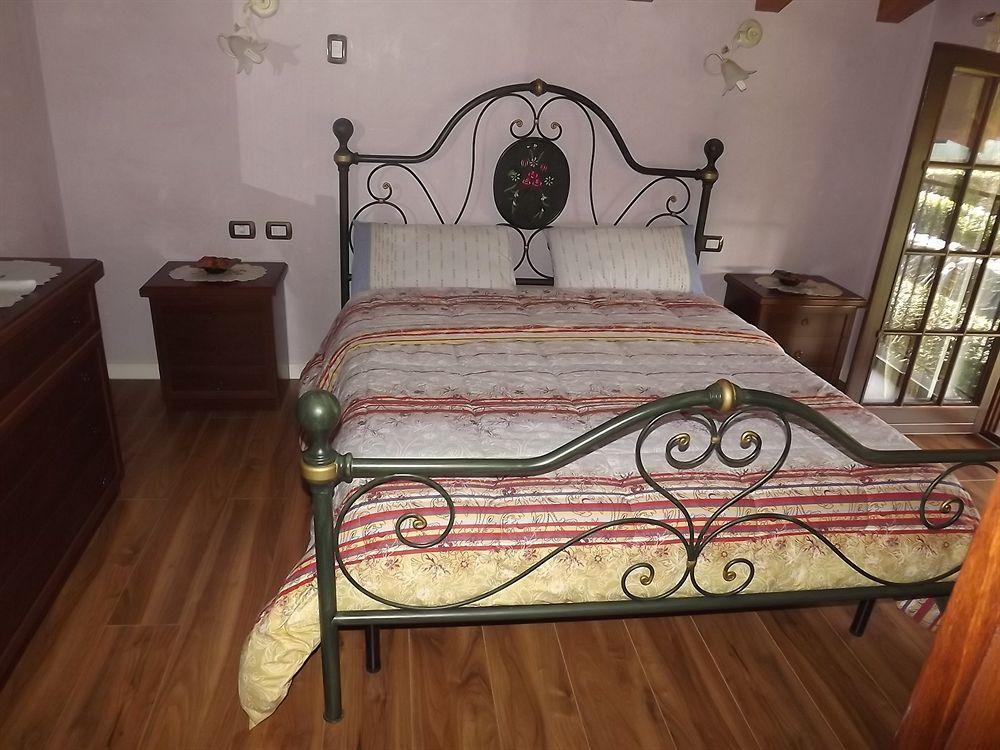 Il Gelsomino Bed & Breakfast Ferno Eksteriør bilde