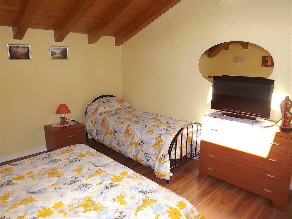 Il Gelsomino Bed & Breakfast Ferno Eksteriør bilde