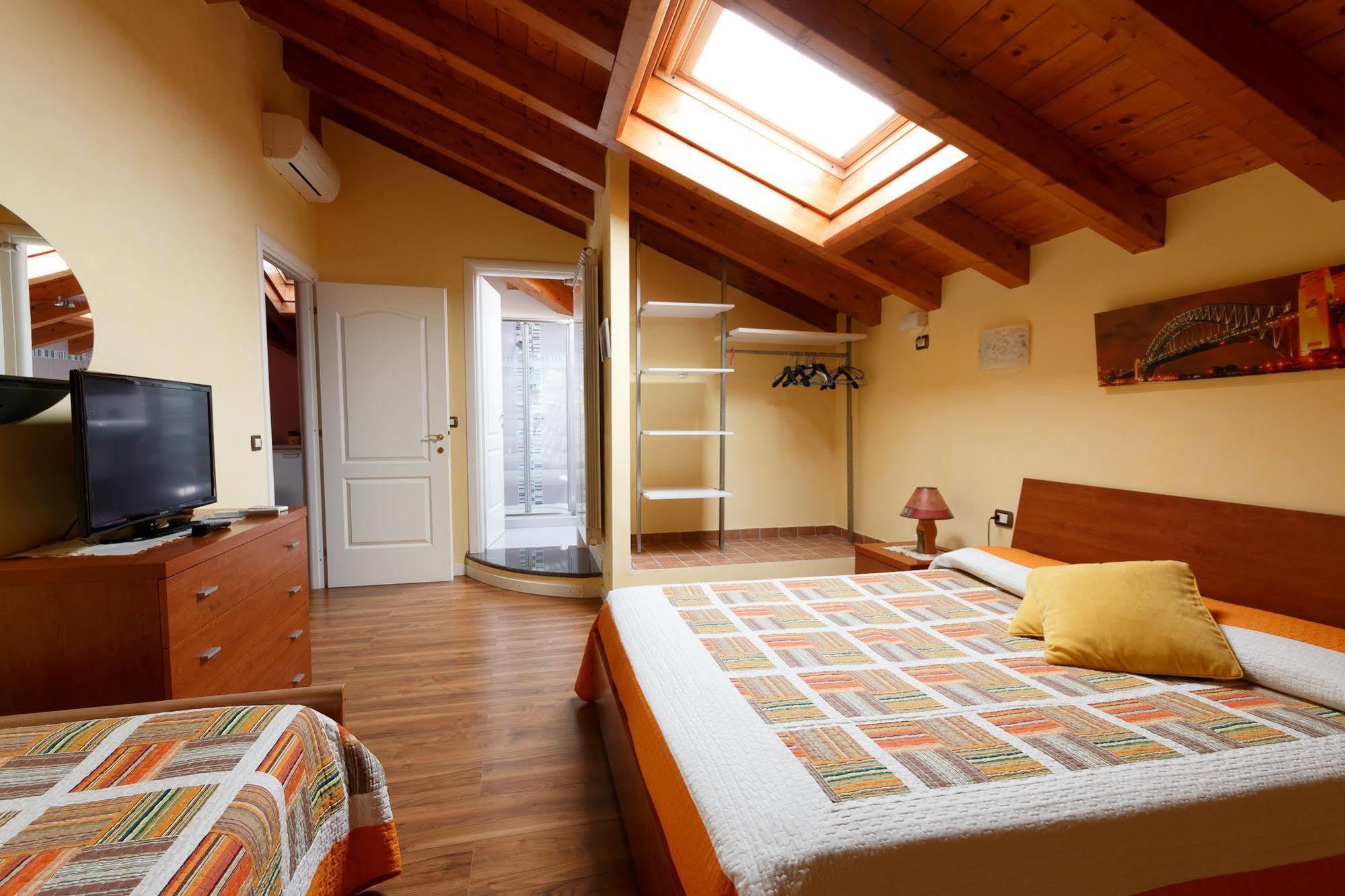 Il Gelsomino Bed & Breakfast Ferno Eksteriør bilde