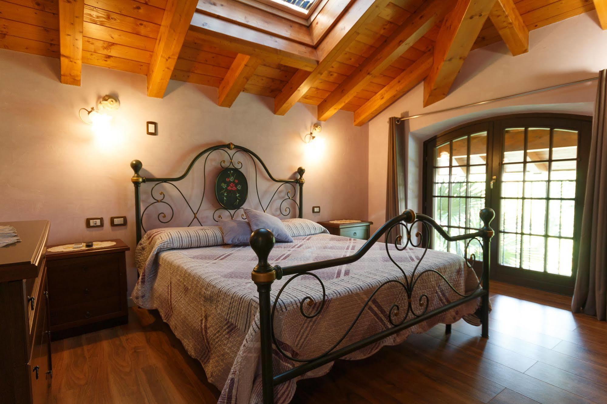 Il Gelsomino Bed & Breakfast Ferno Eksteriør bilde