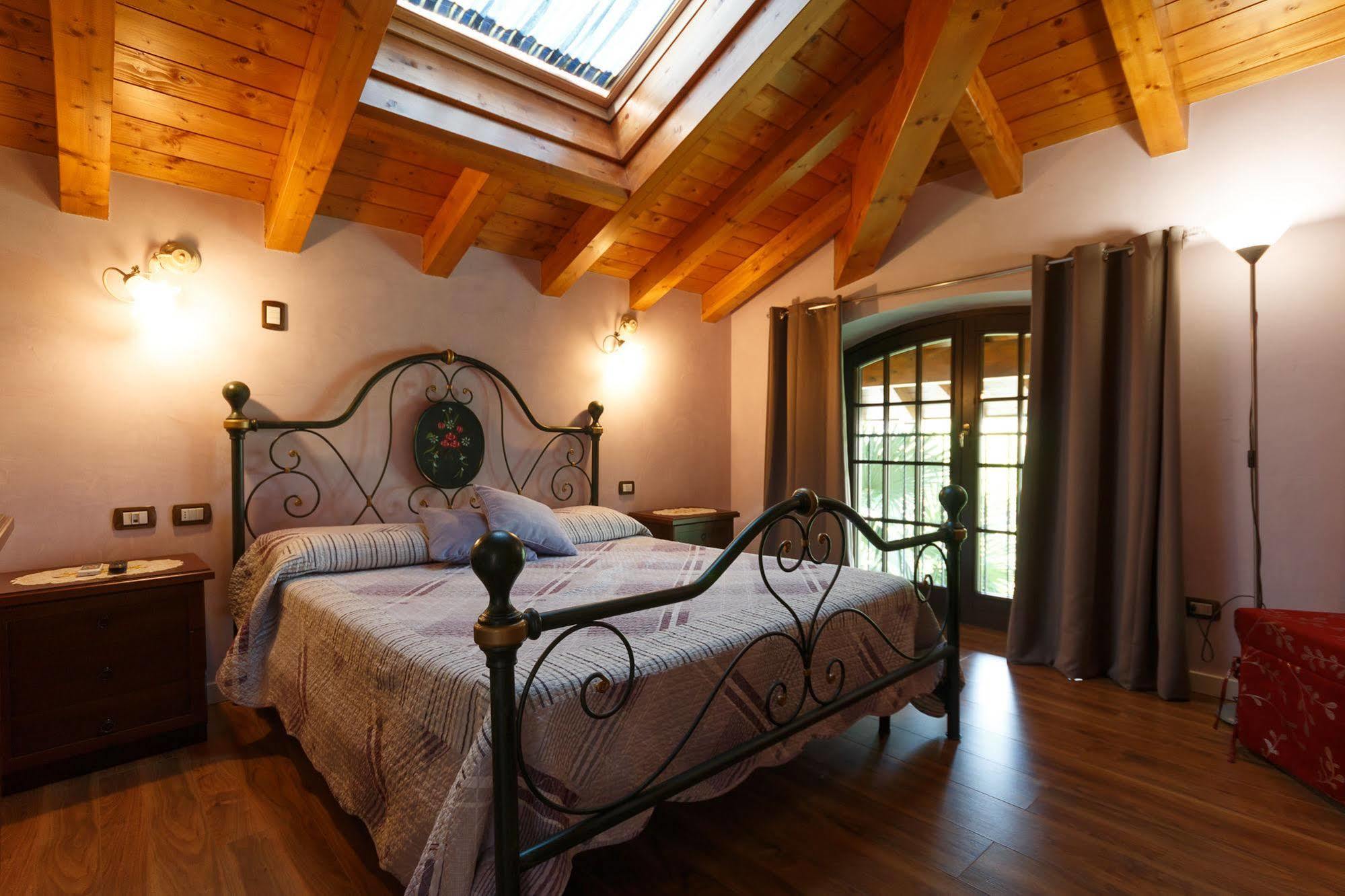 Il Gelsomino Bed & Breakfast Ferno Eksteriør bilde