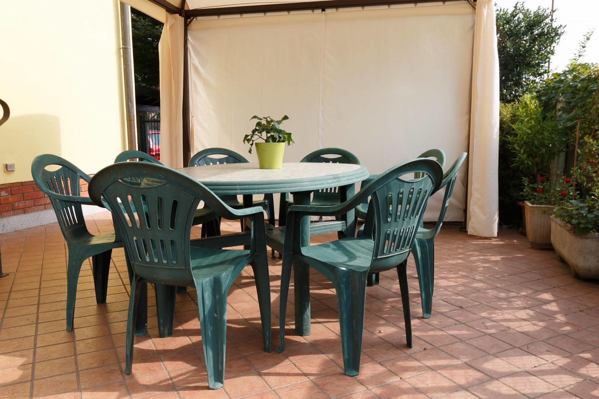 Il Gelsomino Bed & Breakfast Ferno Eksteriør bilde